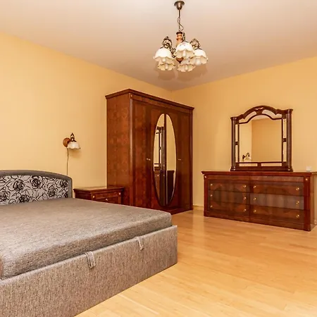 דירה Elizabetes Superapartment Near Old *