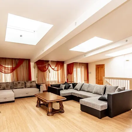 Elizabetes Superapartment Near Old דירה ריגה